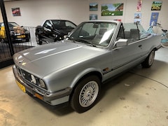 BMW 3-serie Cabrio - 320 Gewoon een mooie orginele E30