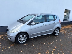 Mercedes-Benz A-klasse - 150 Avantgarde, '04. nl-auto, keurige staat met nieuwe apk