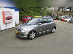 Suzuki Swift - 1.5 Exclusive