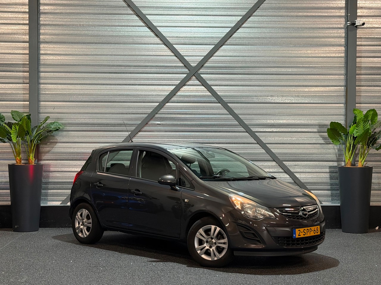 Opel Corsa - 1.2-16V Berlin AIRCO/CRUISE/NAP/APK/5-DEURS/MULTIMEDIA - AutoWereld.nl