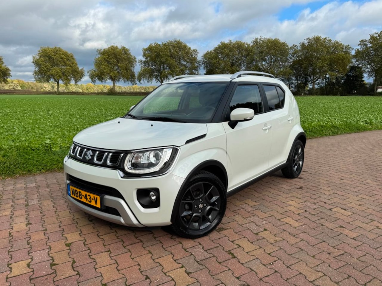 Suzuki Ignis - 1.2 Smart Hybrid Style / Cruise control / Keyless Entry / Climate Control / Car play / Led - AutoWereld.nl