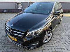 Mercedes-Benz B-klasse - 180 Ambition*CRUISE*PARK SENSOREN*NEW APK*CARPLAY*Regensensor