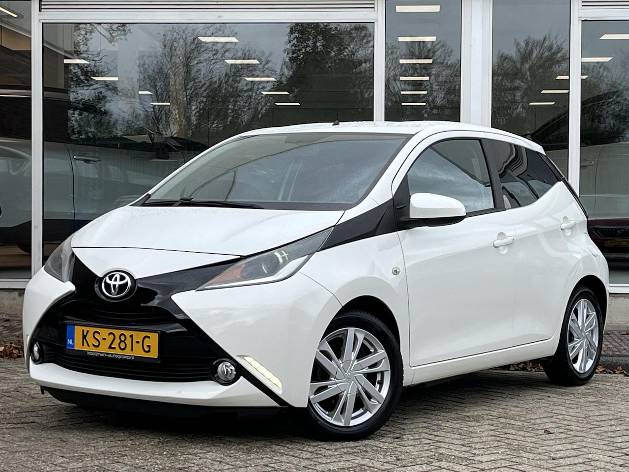 Toyota Aygo - 1.0 VVT-i x-sport / Sportieve uitvoering - AutoWereld.nl