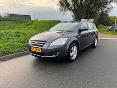 Kia Cee'd Sporty Wagon - 1.6 Business Edition Airco LM velgen