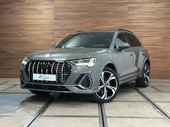 Audi Q3 - 45 TFSI e S-Line edition | Chronos Grey | ACC | LED | MMI Plus | Audi-Sport 20 Inch | LED