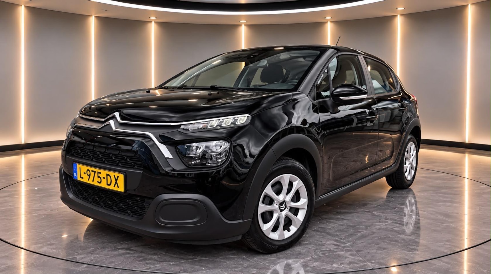 Citroën C3 - 1.2 PureTech Live Cruise | Airco | DAB | Bluetooth - AutoWereld.nl