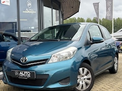 Toyota Yaris - 1.3 VVT-i Aspiration 99PK | Nieuwe APK | NL AUTO | NAP | Achteruitrijcamera | Trekhaak | A
