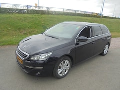 Peugeot 308 SW - 308 1.6 hdi Sw Panorama Dak airco lmv navigatie pdc EXPORT PRIJS