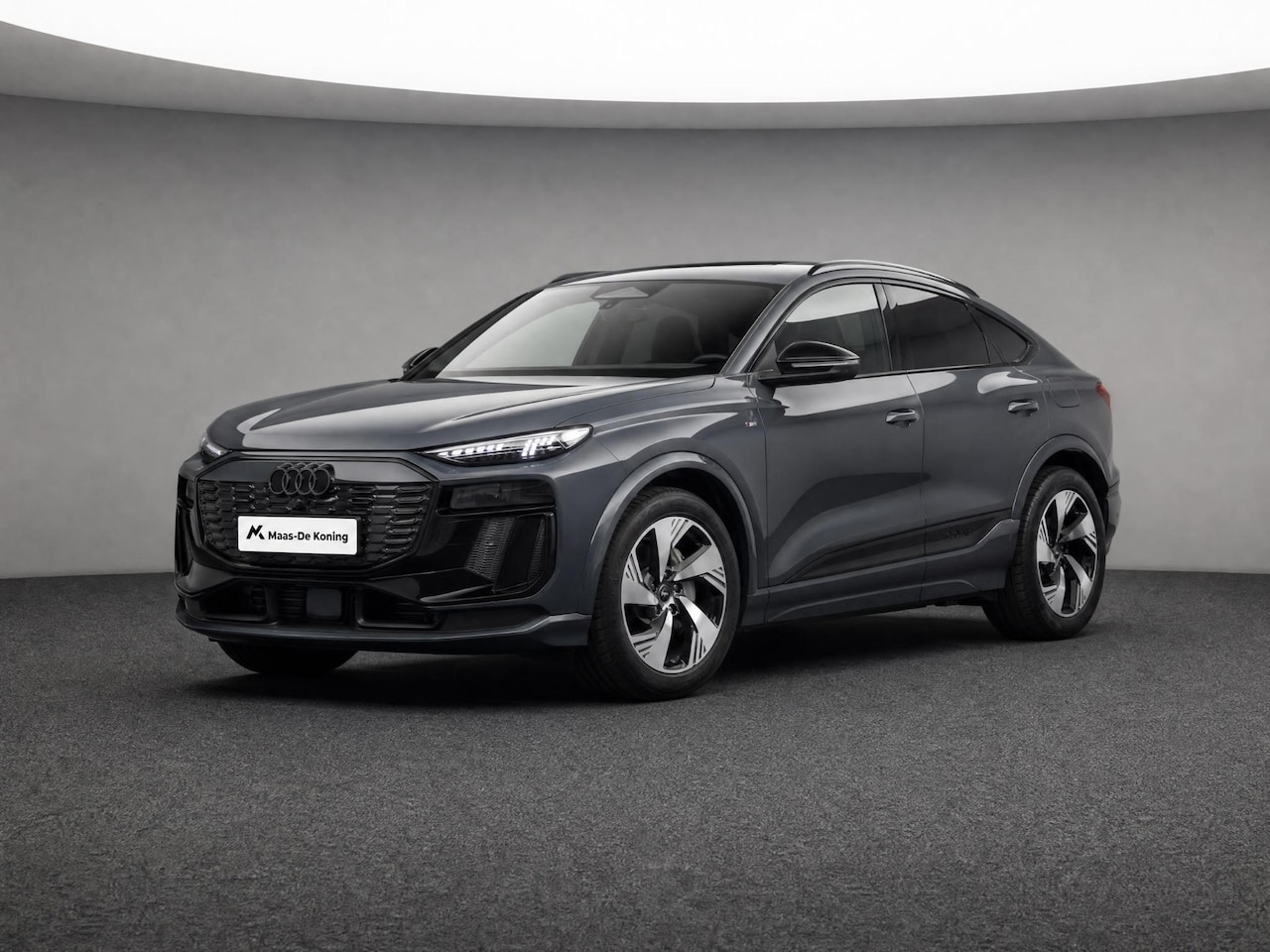 Audi Q6 Sportback e-tron - S edition 83 kWh 252 PK · Glazen panoramadak · Trekhaak elek. wegklapbaar · Optiekpakket z - AutoWereld.nl
