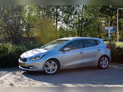 Kia Cee'd - 1.6 GDI Plus Pack|dealer onderhouden|2e eigenaar
