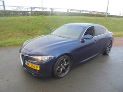 Alfa Romeo Giulia - Alfa Giulia 2.2 Diesel Business airco ecc navigatie pdc camera Export Prijs