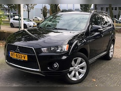 Mitsubishi Outlander - 2.0 Intro Edition Navi Camera PDC Airco LM