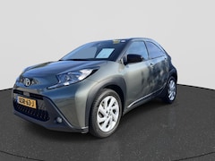 Toyota Aygo X - 1.0 VVT-i S-CVT First | Rijklaar | Automaat | 4-Seizoensbanden | Stoelverwarming | Camera