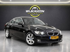 BMW 3-serie Coupé - 325i Executive Automaat met Airco Carplay Led Nette staat