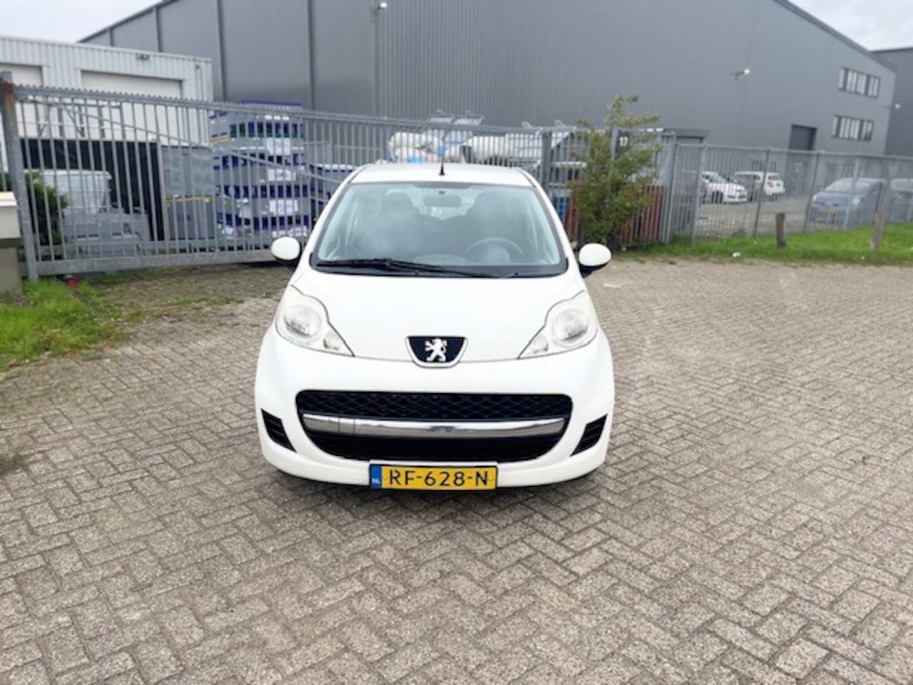 Peugeot 107 - 1.0-12V XS 1.0-12V XS - AutoWereld.nl