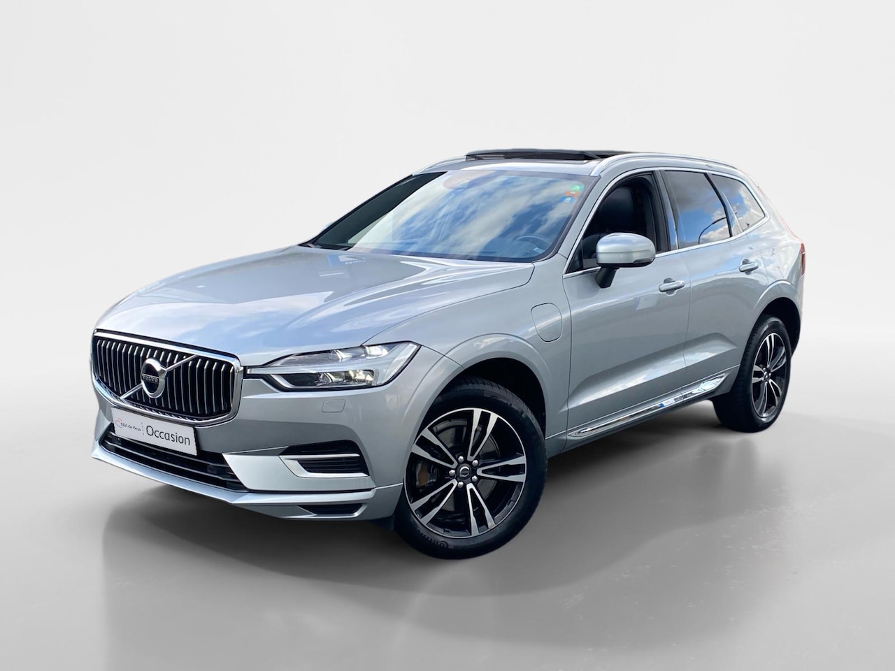 Volvo XC60 - 2.0 T8 Twin Engine AWD Inscription Automaat | 11-2017 | Panodak | Leder | Bower Wilkins | - AutoWereld.nl