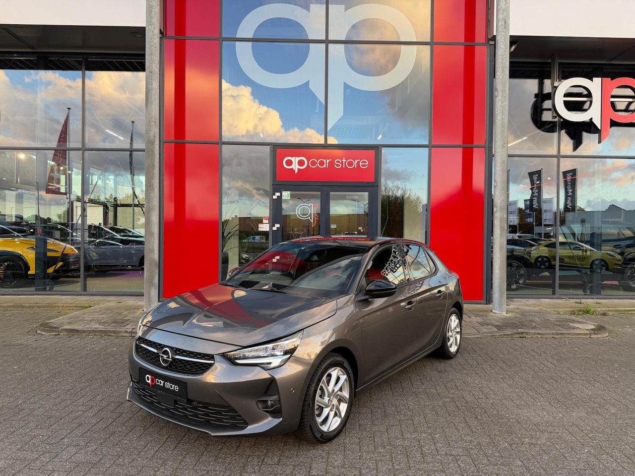 Opel Corsa - 1.2 GS Line | LED | 360 Camera | Parksens | Carplay | Leder | Two Tone | - AutoWereld.nl