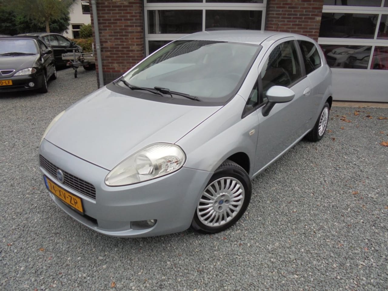 Fiat Grande Punto - 1.4 Dynamic APK NAP TREKHAAK - AutoWereld.nl