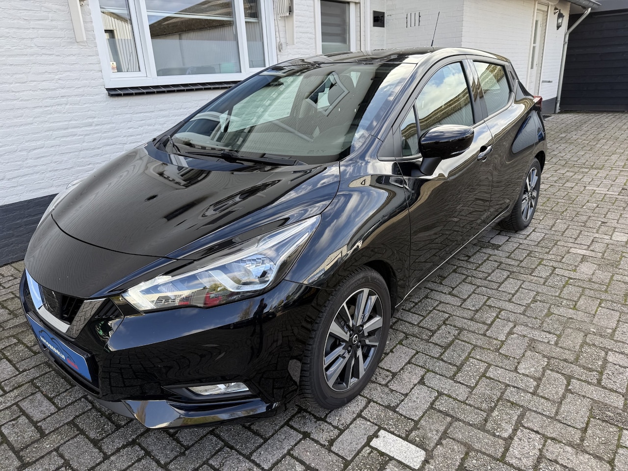Nissan Micra - 0.9 IG-T N-Connecta/ Navi/ Camera/ Stoelverwarming/ Cruise Control - AutoWereld.nl