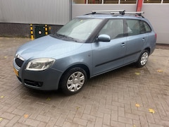 Skoda Fabia Combi - 1.4-16V Ambiente