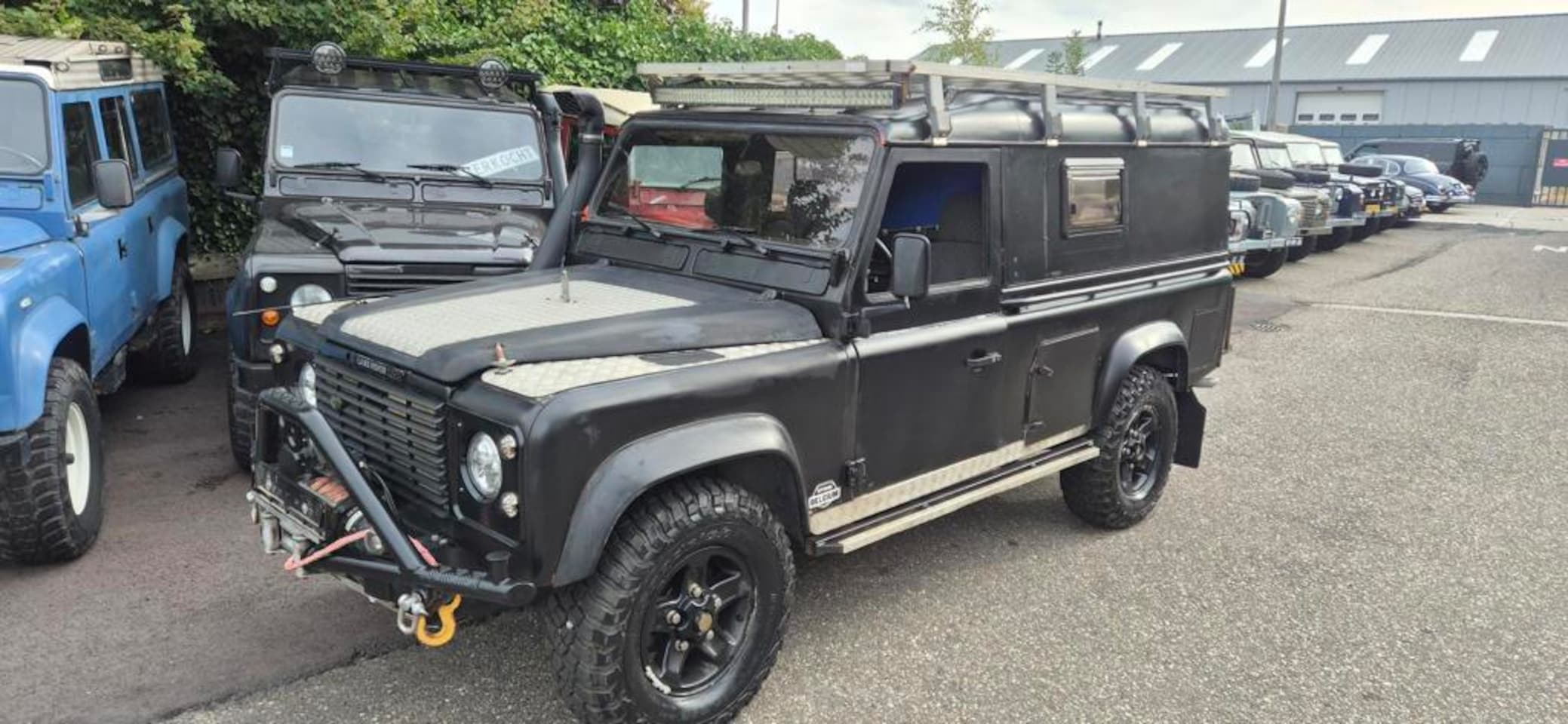 Land Rover Defender 110 - 2.5 110" Stationwag. 300TDi - AutoWereld.nl