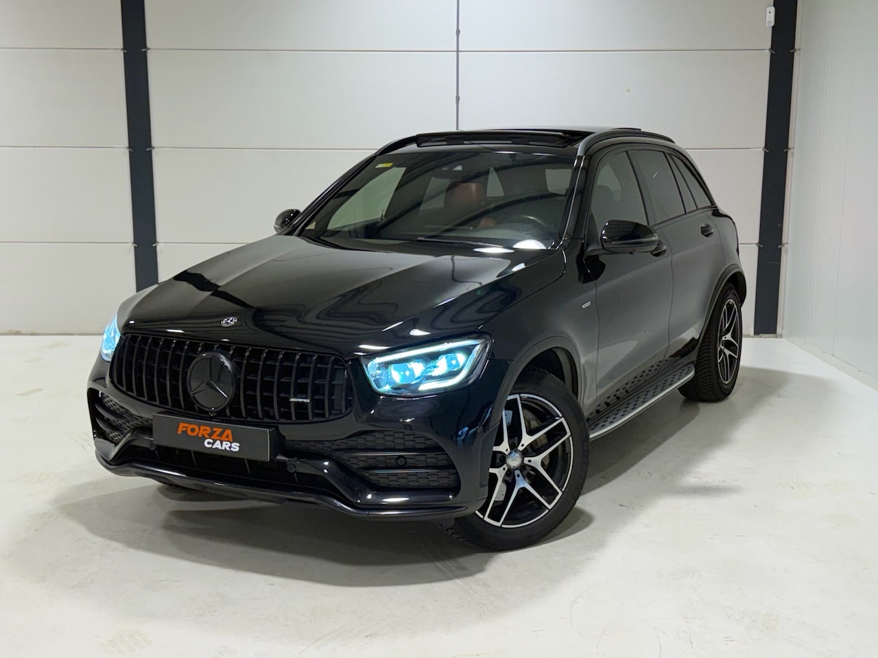 Mercedes-Benz GLC-klasse - 200 Premium Plus AMG | PANO | BTW | KEYLESS | Burmester - AutoWereld.nl