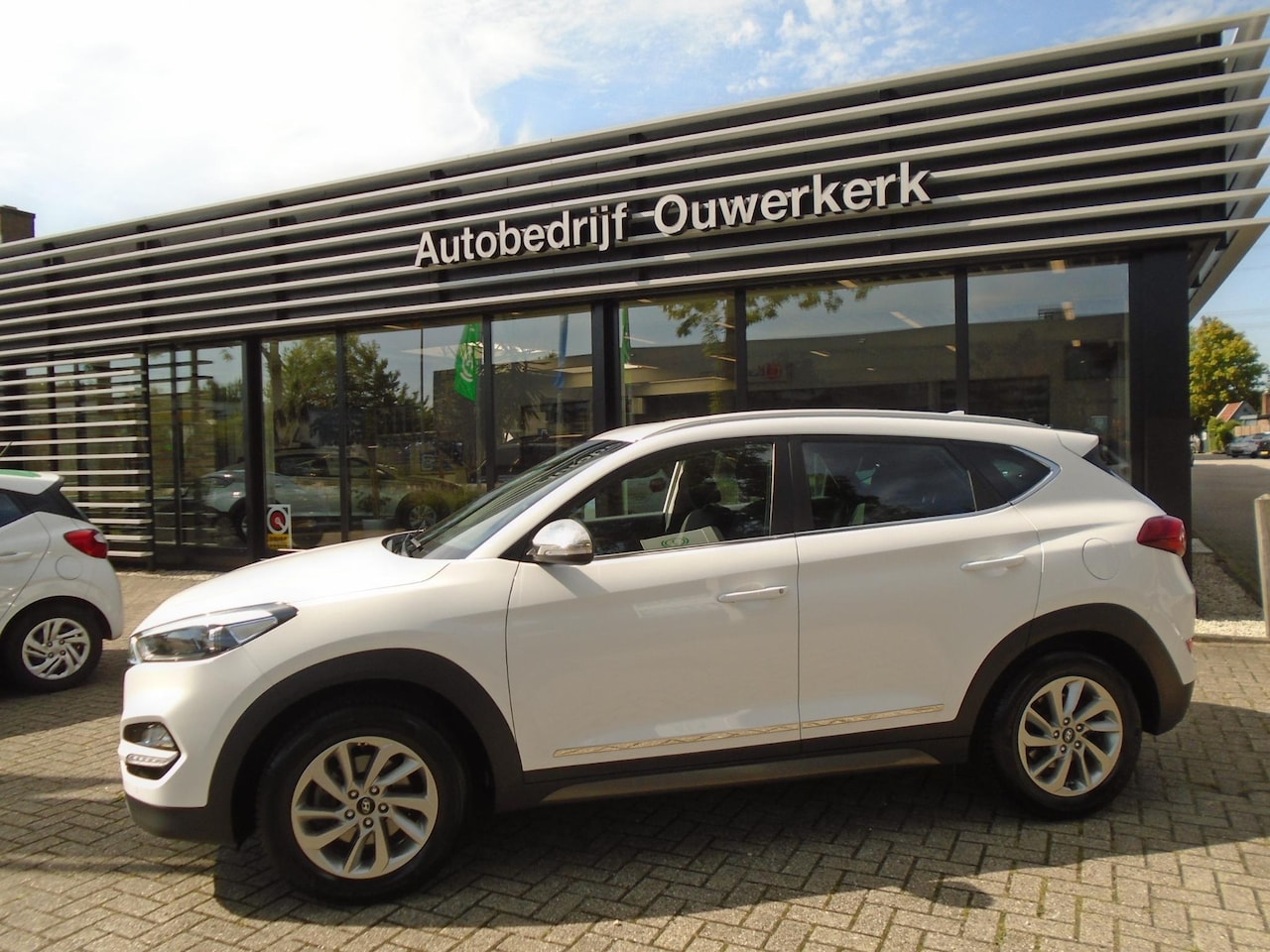 Hyundai Tucson - 1.6 T-GDi Comfort 177 ps CARAVAN TREKKER! 1900KG - AutoWereld.nl
