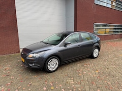 Ford Focus - 1.8 Limited Clima Cruise Pdc Lmv Nap Nw Apk