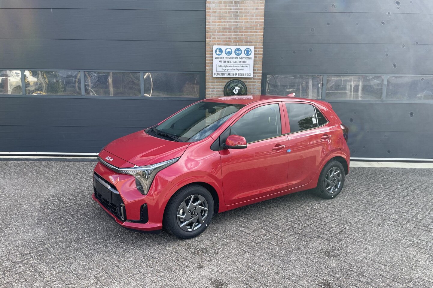 Kia Picanto - 1.0 GDi DynamicPlusLine Snel Leverbaar | Achteruitrijcamera | Cruise Control | Navigatie - AutoWereld.nl