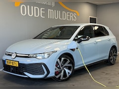 Volkswagen Golf - 1.5 eHybrid GTE 272PK SOH 96% | Adaptive cruise | Head-up | Sfeer | Achteruitrijcamera | S