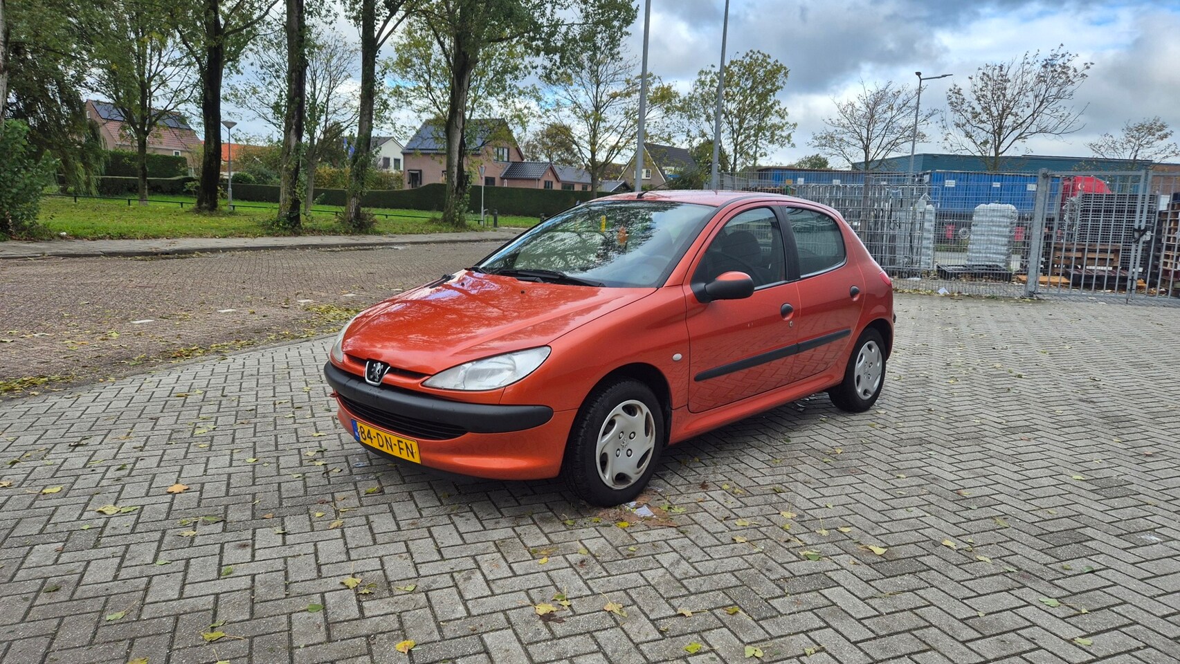 Peugeot 206 - 1.4 XT Uniek Eerste Eigenaar 164545 Km - AutoWereld.nl