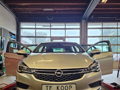 Opel Astra - 1.6 CDTI 120 Jaar Edition