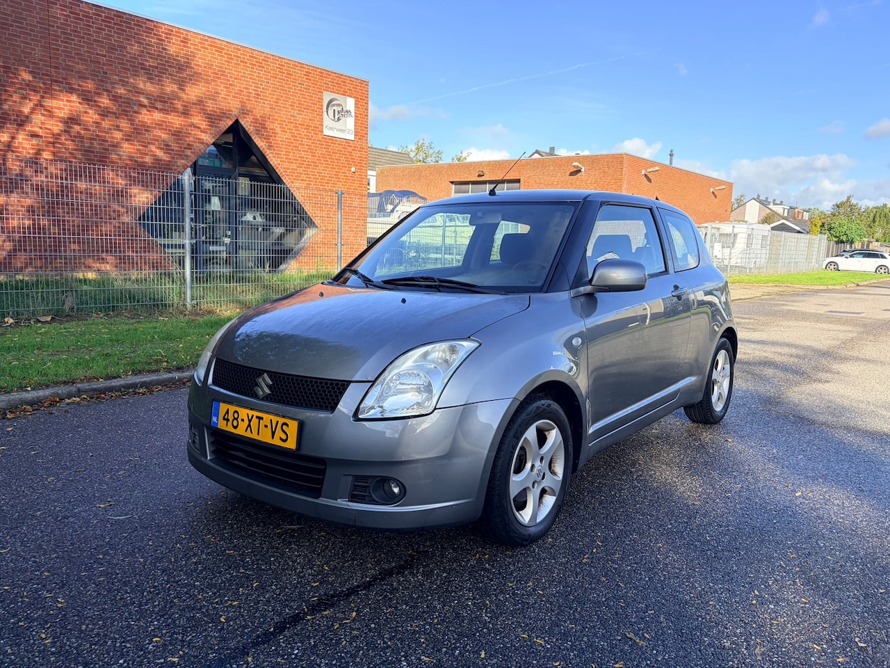 Suzuki Swift - 1.3 Exclusive Met 1Jaar APK! - AutoWereld.nl