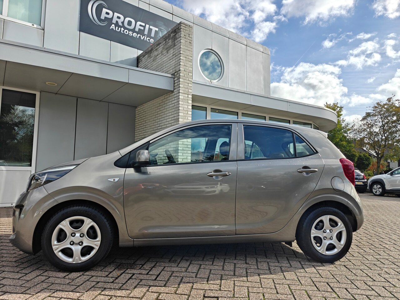 Kia Picanto - 1.0 MPi ComfortPlusLine / Camera / Android / Apple Carplay - AutoWereld.nl