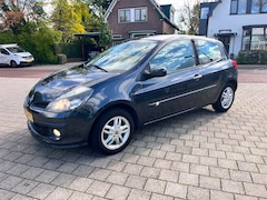 Renault Clio - 1.2-16V Airco Isofix LM APK Leuk