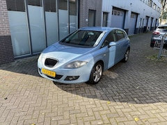 SEAT Leon - 1.8 TFSI Sport-up CARPlay Airco PDC