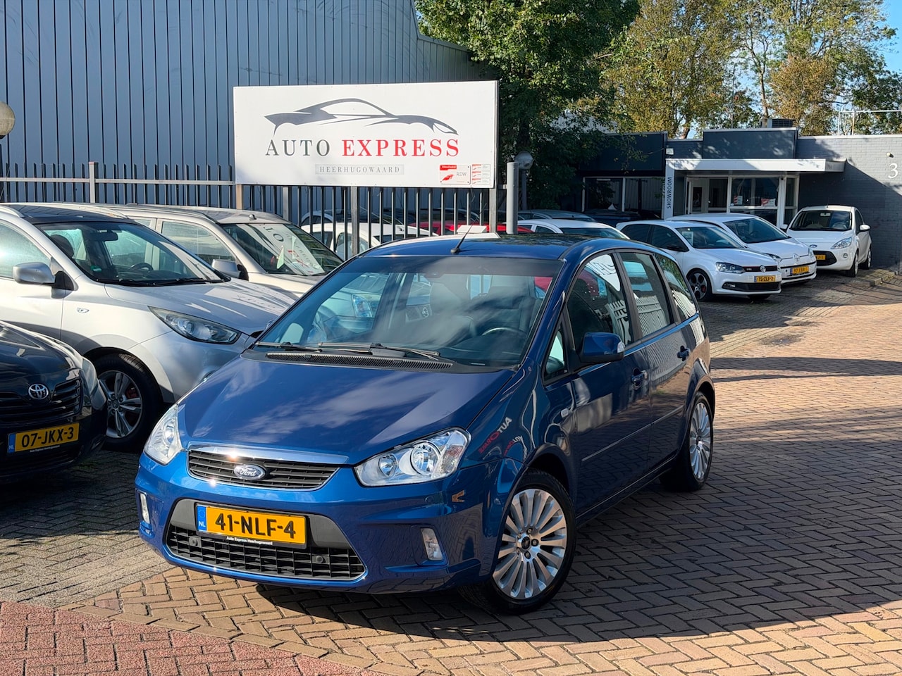 Ford C-Max - 2.0-16V Limited Aut/Airco/Cruise/Navi/Nap/2 sleutels aanwezig/Delen Onderhoud/Nieuw Apk/6M - AutoWereld.nl