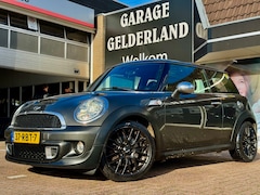 MINI 3-Deurs - 1.6 Cooper S 10 Years II | LEDER | CRUISE | CLIMATE | NAVI | FULL-LED | FULL-OPTION