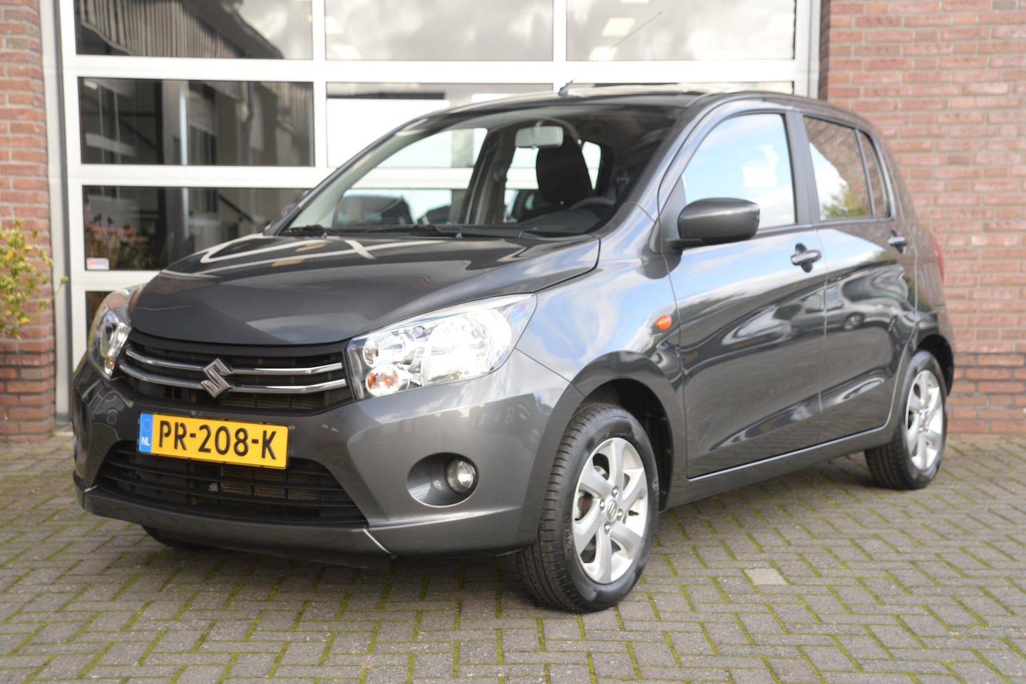Suzuki Celerio - 1.0 Comfort | Trekhaak | Automaat | 1e Eigenaar | NAP | - AutoWereld.nl