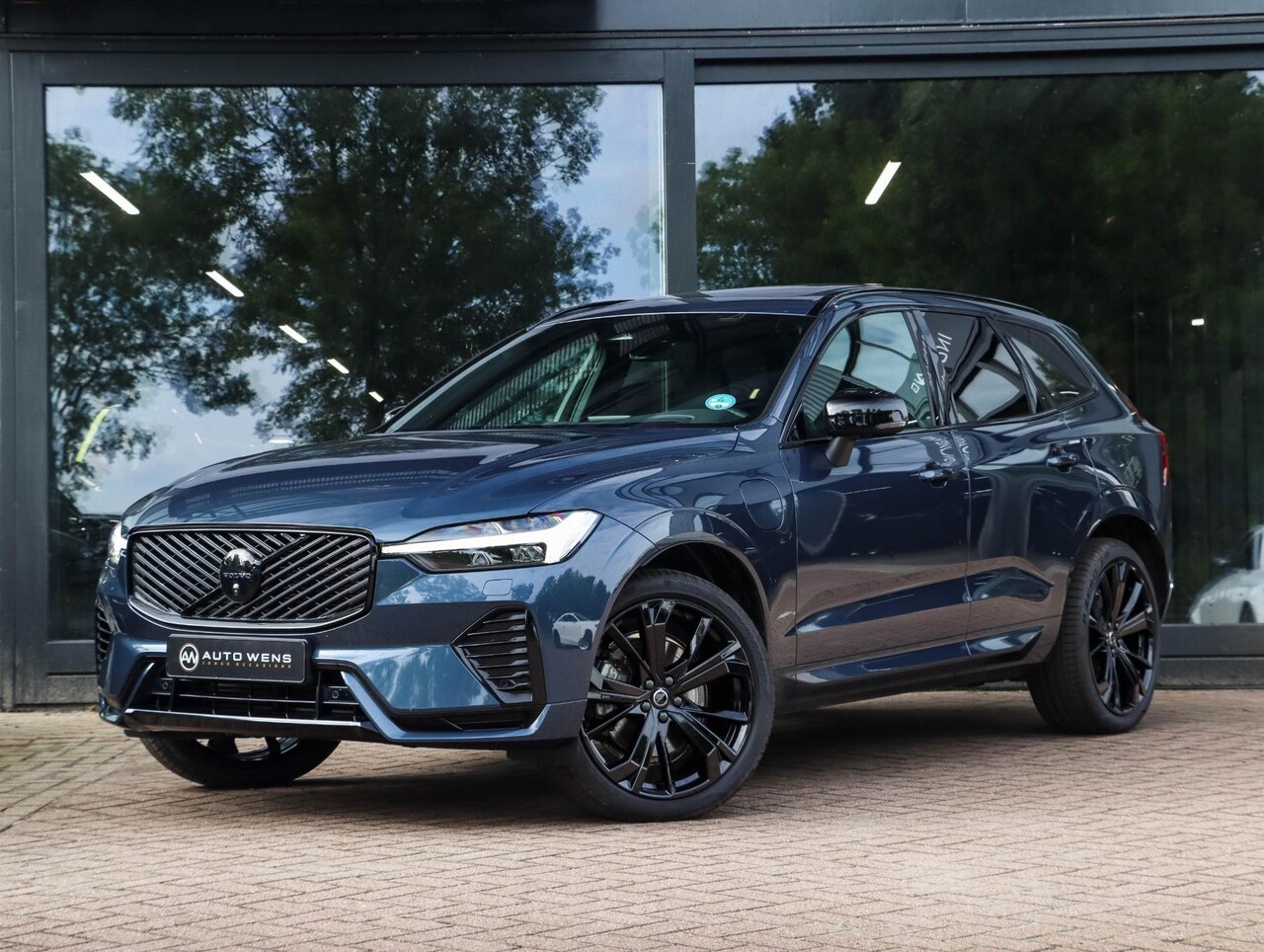 Volvo XC60 - T6 AWD Ultra Black Edition Trekhaak Pano 360 Head up 21'' - AutoWereld.nl