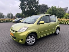 Daihatsu Sirion 2 - 1.0-12V Premium | Airco |