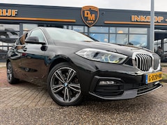 BMW 1-serie - 118i Executive Edition | Led | Automaat | Carplay | PDC |