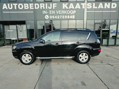 Mitsubishi Outlander - 2.0 Intro Edition - Clima - Cruise - Leer