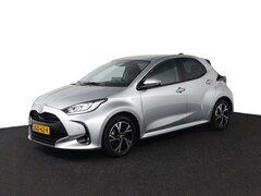 Toyota Yaris - 1.5 Hybrid 115 Dynamic | Stoelverwarming | Stuurwiel verwarming | Parkeer sensoren |