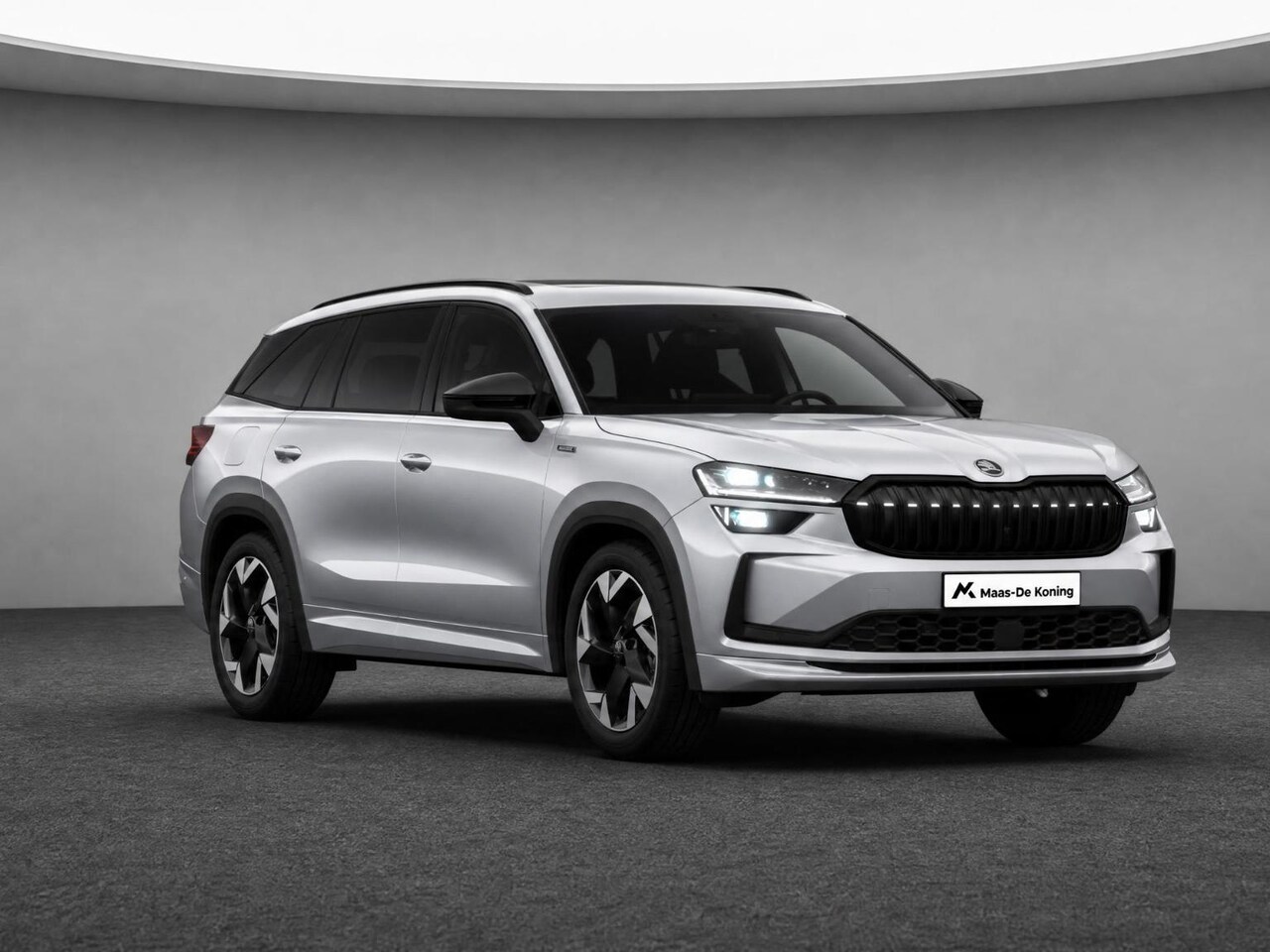 Skoda Kodiaq - Sportline Limited PHEV 204 PK SUV | Trekhaak uitklapbaar | Panorama dak | 2.000,- inruilbo - AutoWereld.nl