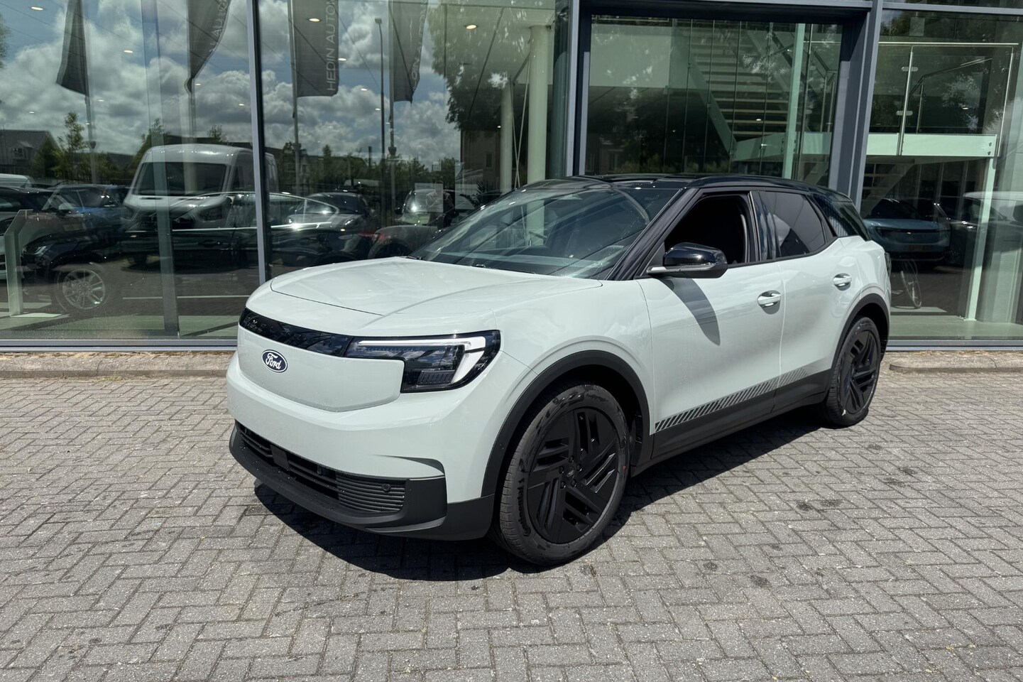 Ford Explorer - Collection Extended Range RWD 79 kWh | Nieuw te bestellen | - AutoWereld.nl