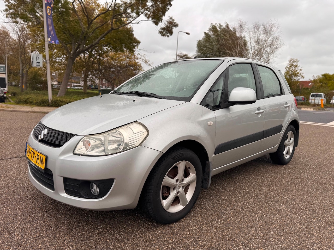 Suzuki SX4 - 1.6 Exclusive / 1e.eigenaar / airco / key-less / elek.ramen / lmv / nap.... - AutoWereld.nl