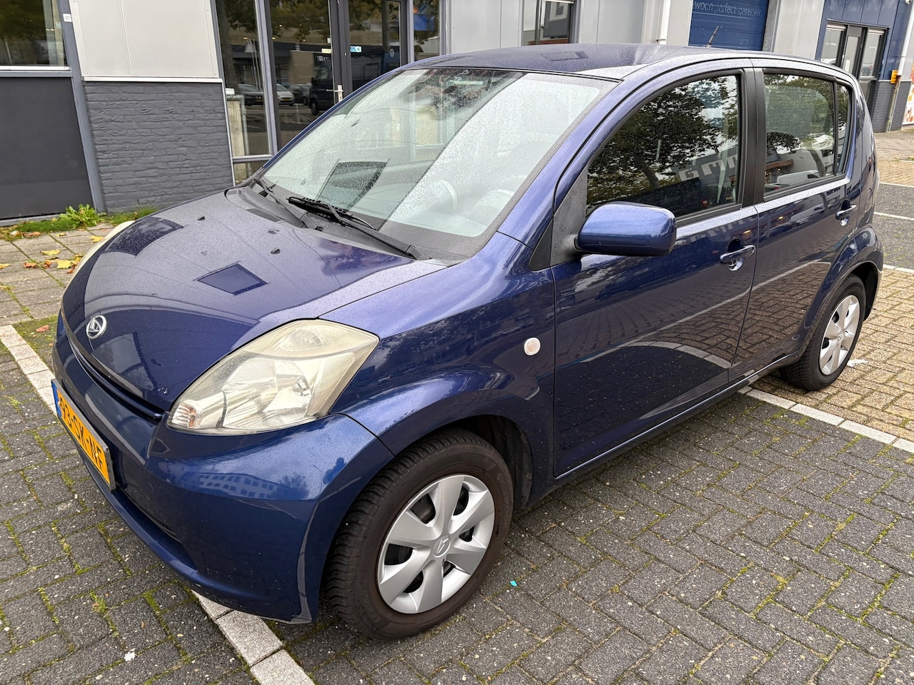 Daihatsu Sirion 2 - 1.3-16V VOL Automaat Airco Carplay Navi BT - AutoWereld.nl