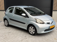 Toyota Aygo - 1.0-12V Airco, Cruise Control, Rijd/schakelt top