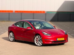 Tesla Model 3 - Performance Enhanced autopilot 89% SOH wit interieur